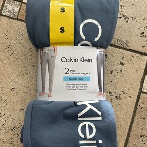 NWT Calvin Klein women’s 2 pack joggers size S